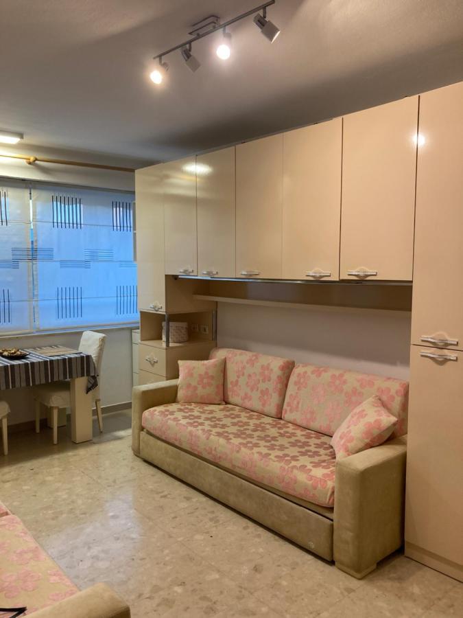 טיראנה Piazza Center Studio מראה חיצוני תמונה